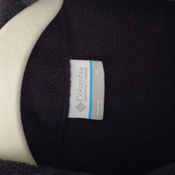 Black Cokumbia Girls XL Sweater - Picture 2 of 6